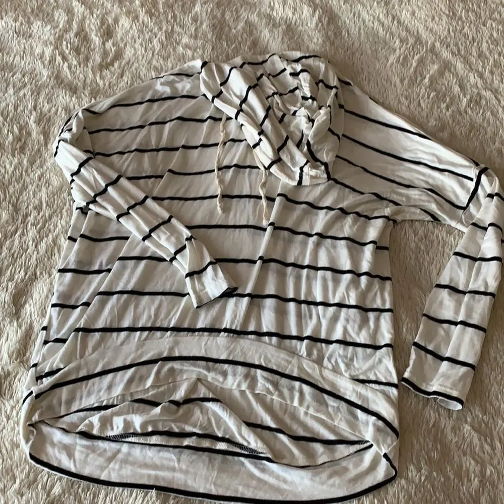 Hoodie Tee - Picture 7 of 16